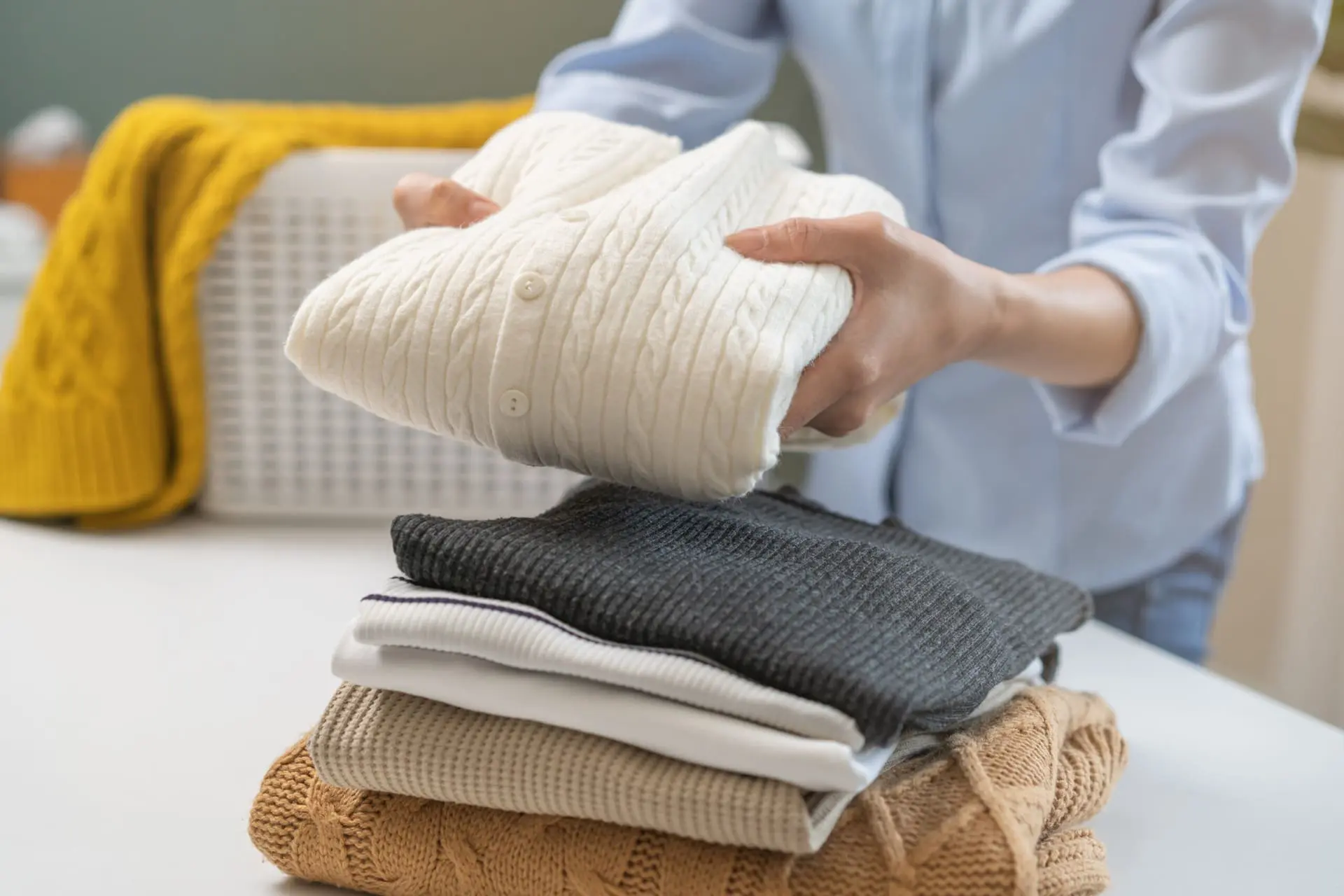 A Step-by-Step Guide to Wash and Fold Laundry Works
