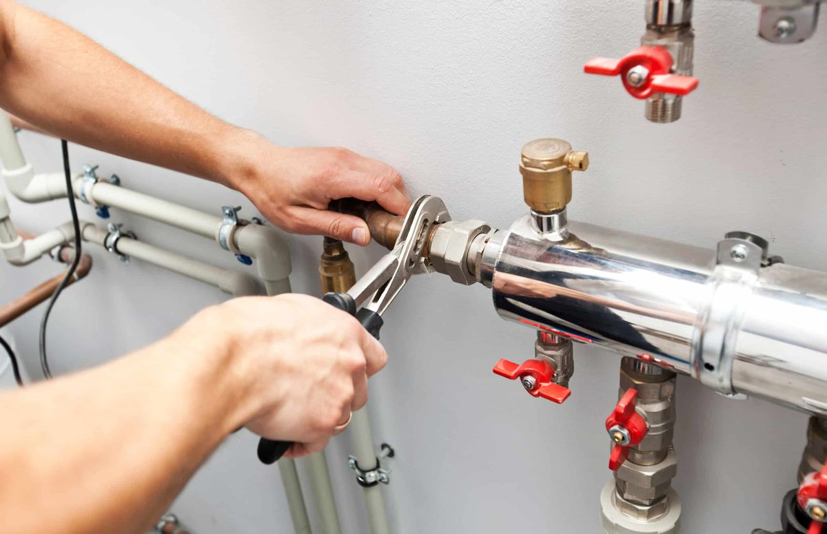 Signs Your Home Needs Professional Plumbing Services