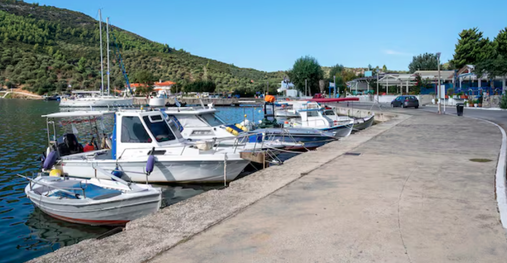 Key Factors to Consider When Planning to Buy Godfrey Pontoons